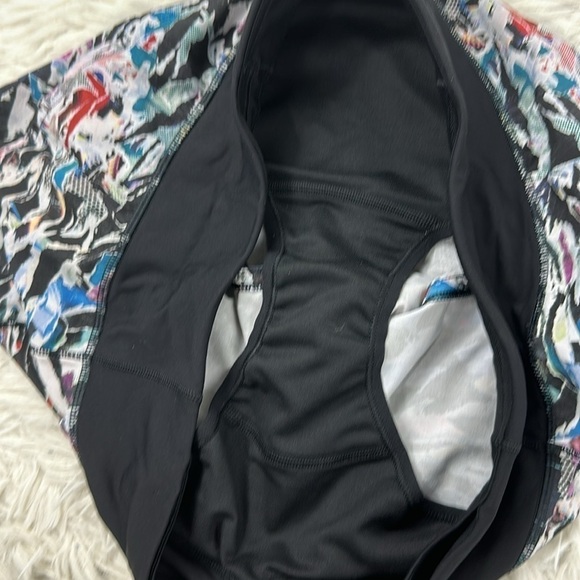 Lululemon Speed Up Short *2.5" Culture Clash Multi Black / Black - Picture 3 of 6